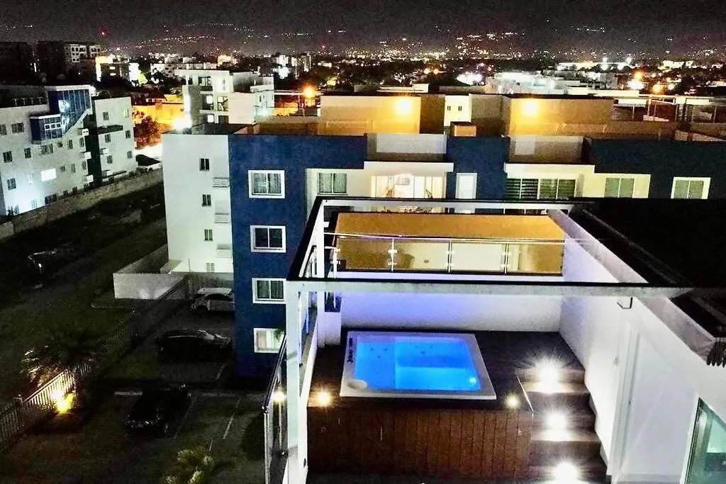 شقة Spectacular Penthouse With Private Jacuzzi Terrace سانتياغو دي لوس كاباليروس 0*,  جمهورية الدومينيكان